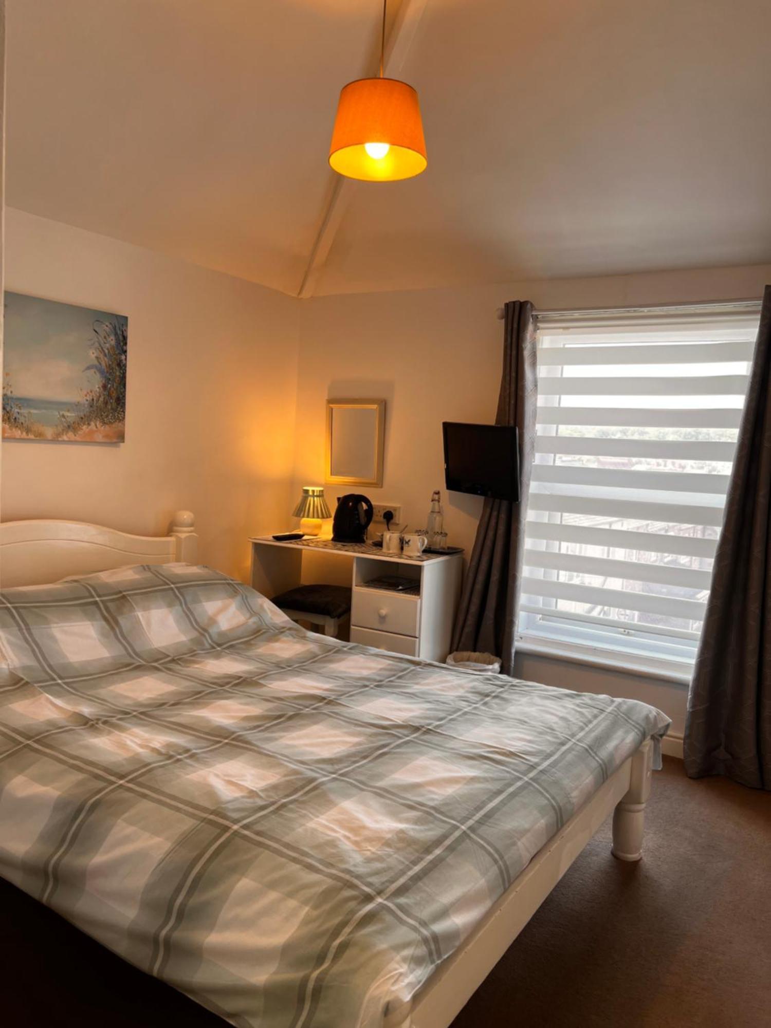 North Sands Lodge สการ์โบโรห์ ภายนอก รูปภาพ
